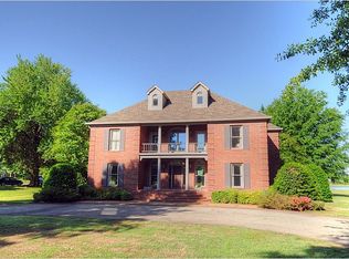 1861 S Main St, Covington, TN 38019