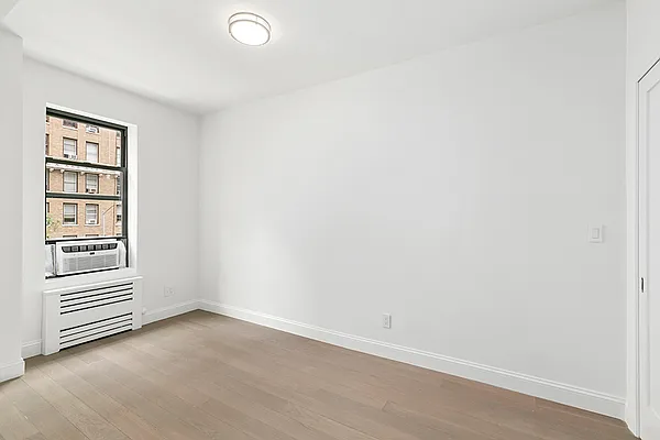 Rented by Corcoran | media 154