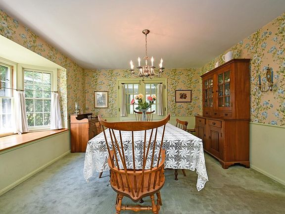 5th image of 7957 Glenbrook Ct