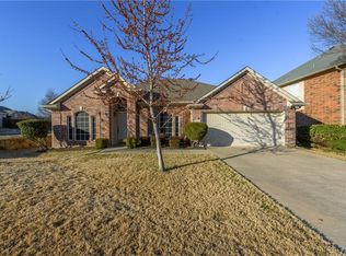 7412 Riverchase Trl, Denton, TX 76210