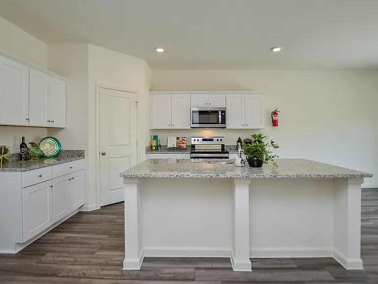 1025 Long Bay Ct — Photo 12