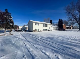 821 2nd St SE, Melrose, MN 56352