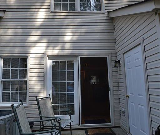 3rd image of 525 Highland Park Dr Suite H