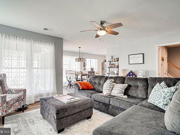 4th image of 8248 Catbird Cir Unit 302