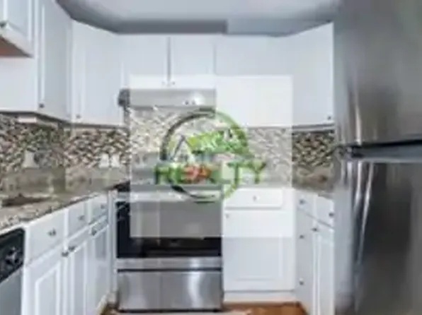 240 Ferry St #1, Malden, MA 02148