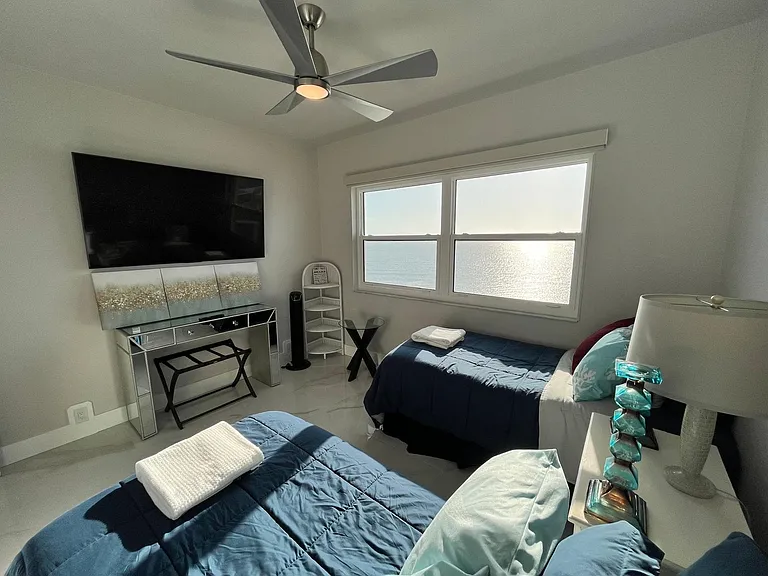 880 Mandalay Ave #C1209 — Photo 18