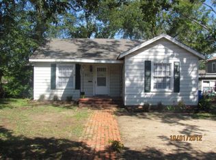 927 S 1st St, Lufkin, TX 75901