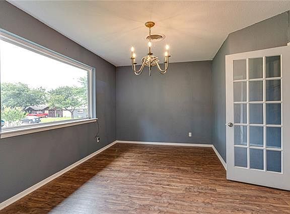 4th image of 1200 Desiree Ln