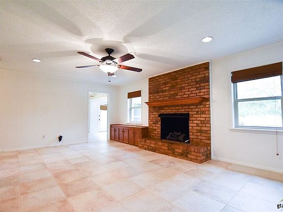 5th image of 701 Jeffery Dr