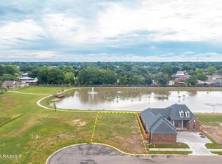 111 Waterpointe Ln, Scott, LA 70583
