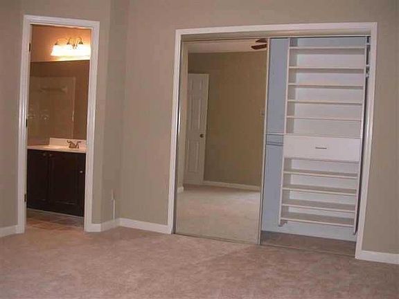 5th image of 706 Cypress Pointe St