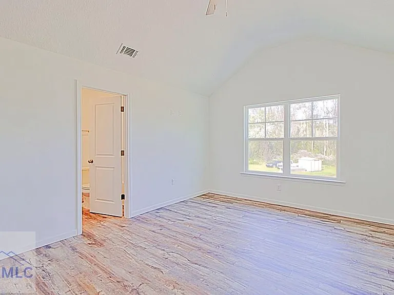 89 Horse Creek Rd NE #B — Photo 16