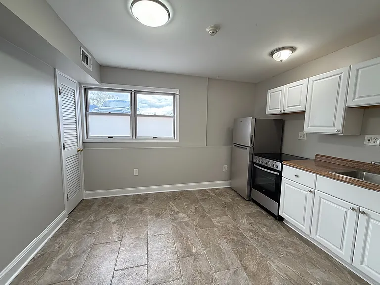 336 Harris Hill Rd — Photo 4