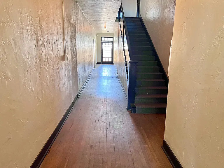 342 W Willetta St #1 — Photo 31