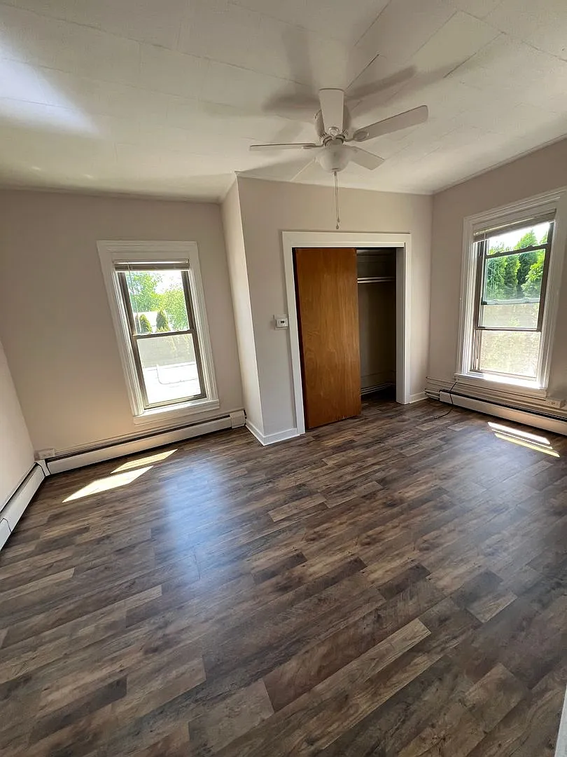 200 Walnut St — Photo 1