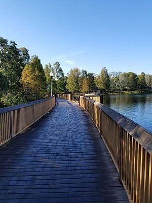 Walk to Lake Lilly