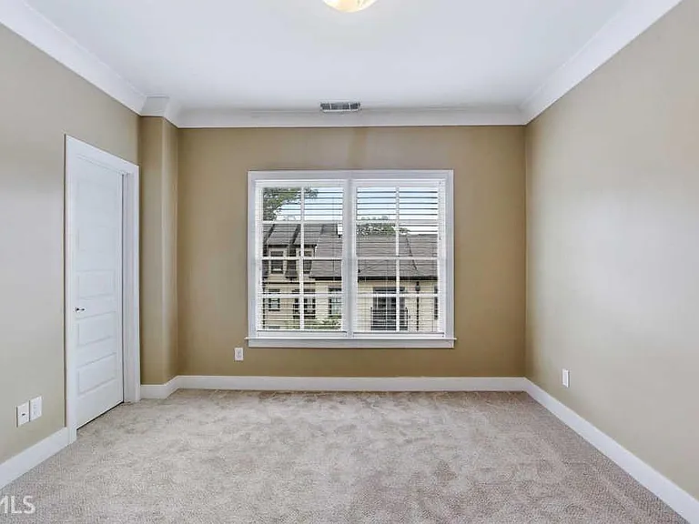 255 Southerland Ter NE #104 — Photo 26