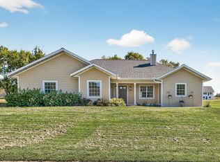 325 Trailstone Dr SW, Cokato, MN 55321