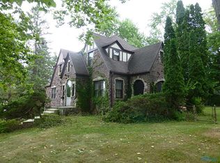 4045 Overlook Blvd, Toledo, OH 43607