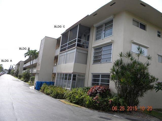 1st image of 4025 N Federal Highway #323-C