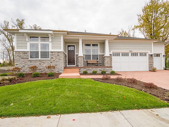 Floor plans and photos shown may include base features along with additional options and upgrades.