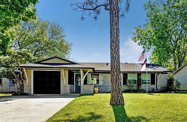 1st image of 3510 Palm Dr