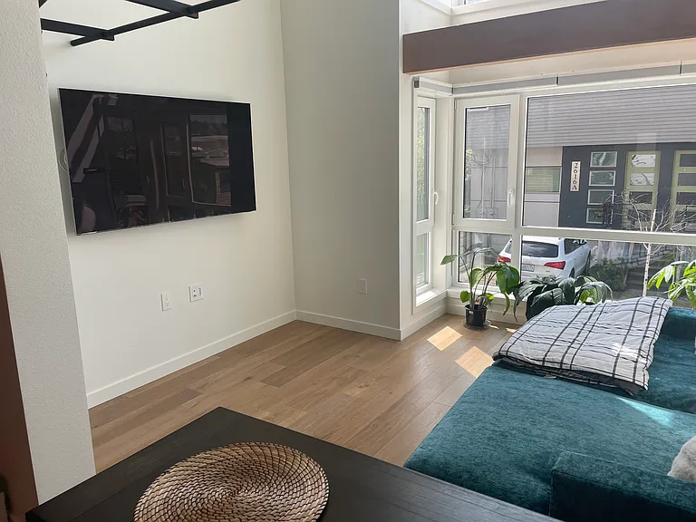 2617 Franklin Ave E #D — Photo 12