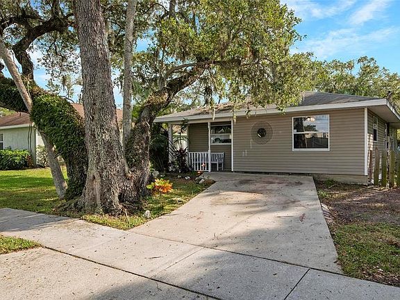 4th image of 1646 32nd St