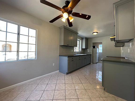 4th image of 10436 San Antonio Ave