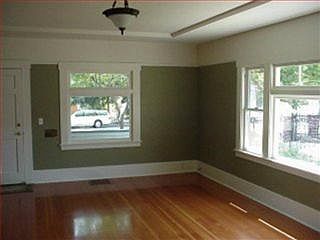 3rd image of 221 S 19th St