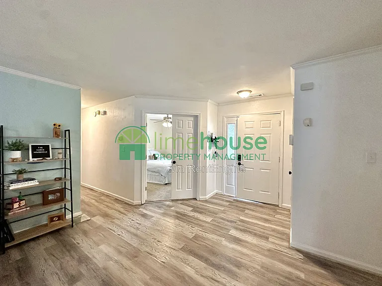5 Baywood Ln — Photo 6