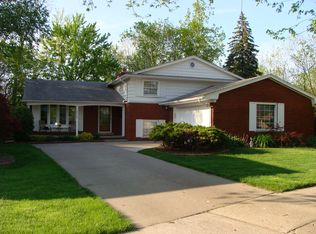 10763 Seavitt Dr, Allen Park, MI 48101