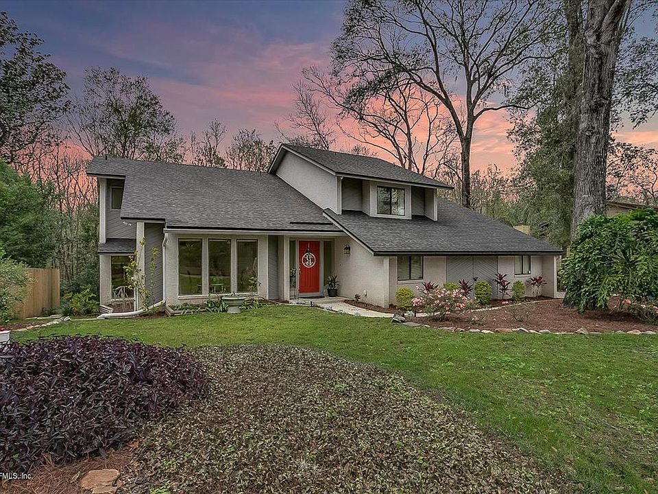 1st image of 12460 Shady Creek Dr