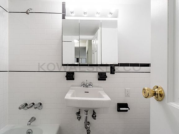 5th image of 156 Bleecker St #3DW
