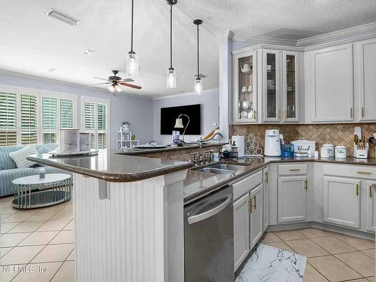 3020 S Atherley Rd — Photo 16