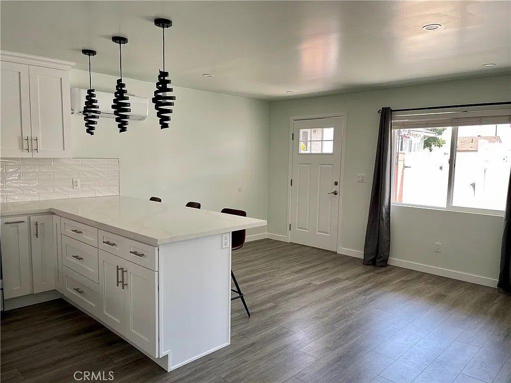 1 bed, 540 sqft, $2,350 — Photo 3