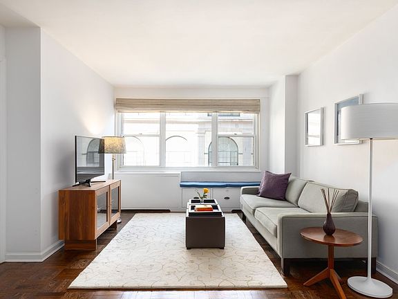 2nd image of 200 E 84th St #4F
