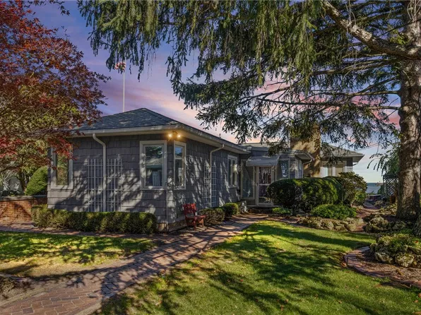 412 Beach Ave, Rochester, NY 14612