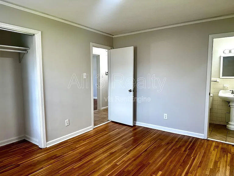 712 Sir Michael Dr — Photo 26
