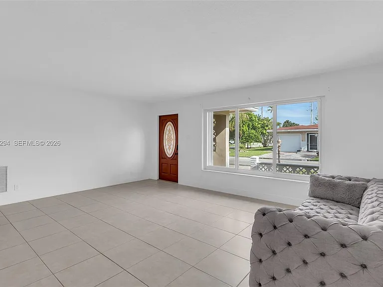 1280 NW 49th St — Photo 12