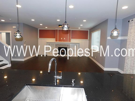 5th image of 13154 176th Ave E