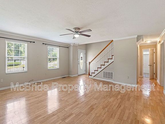 5th image of 3358 Tanglewood Dr