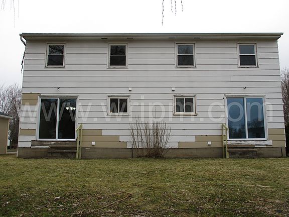 2nd image of 25-27 27 Rose Cir