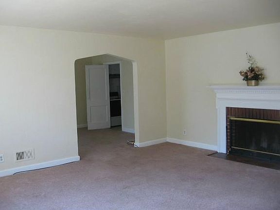 2nd image of 3801 Dare Cir #A