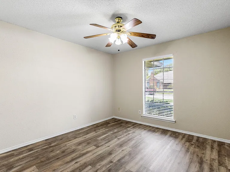 4124 Camino Dr — Photo 23