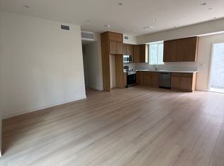 10153 Swinton Ave, North Hills, CA 91343