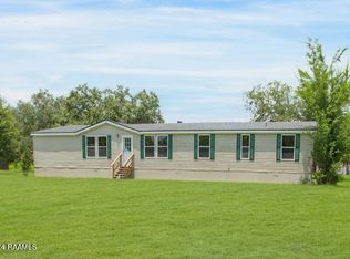 1010 Weeping Willow Dr, Breaux Bridge, LA 70517