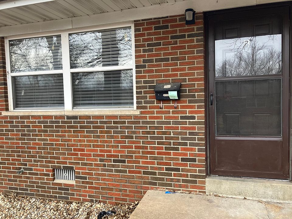 Front of Apartment Unit