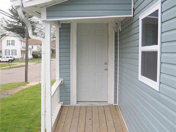 5th image of 705 9th St SW