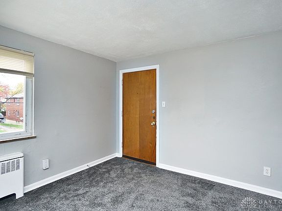 3rd image of 3909 E Gatewood Ln